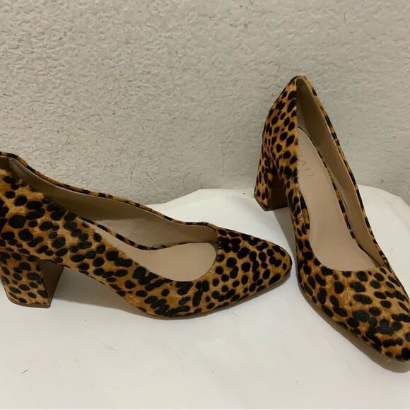 New with box 1.STATE HALEE 2 PUMP COW HAIR FUR~ 12 M - Picture 2 of 12